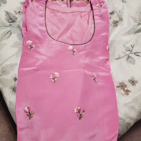 Hight quality and classy designer wear indian women clothes - Picture 7 of 7